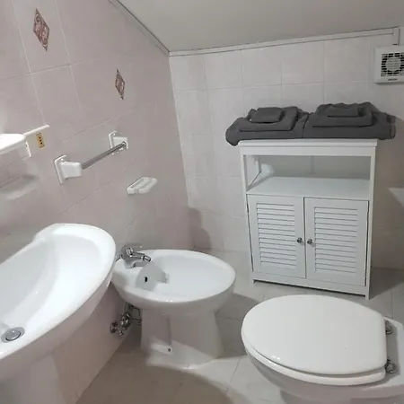 Domvs Givliano Lejlighed Valguarnera Caropepe