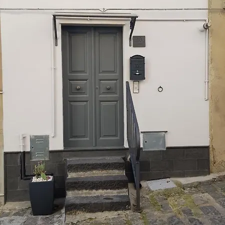 Lägenhet Domvs Givliano
